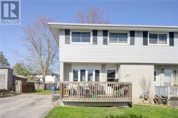 3 Bedroom Semi-Detached Home in New Hamburg Family Neighbourhood