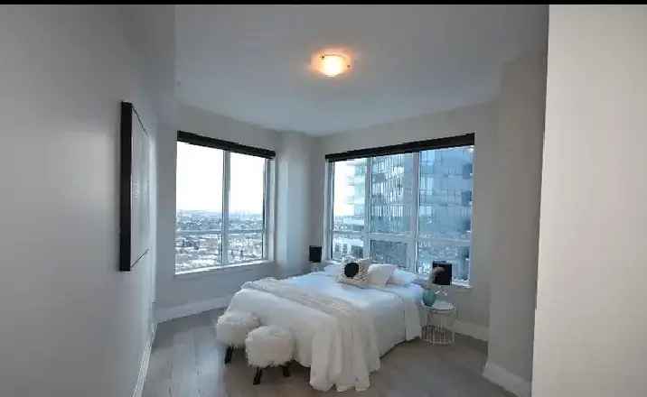 Furnished Room in Modern Condo 7171 Yonge St