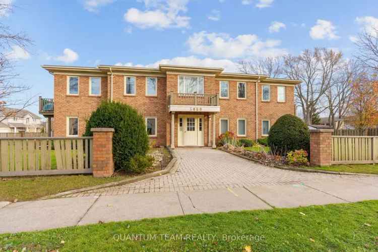 Condo For Sale in Niagara Falls, Ontario