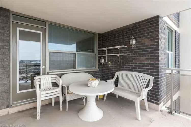 Condo For Sale in Mississauga, Ontario