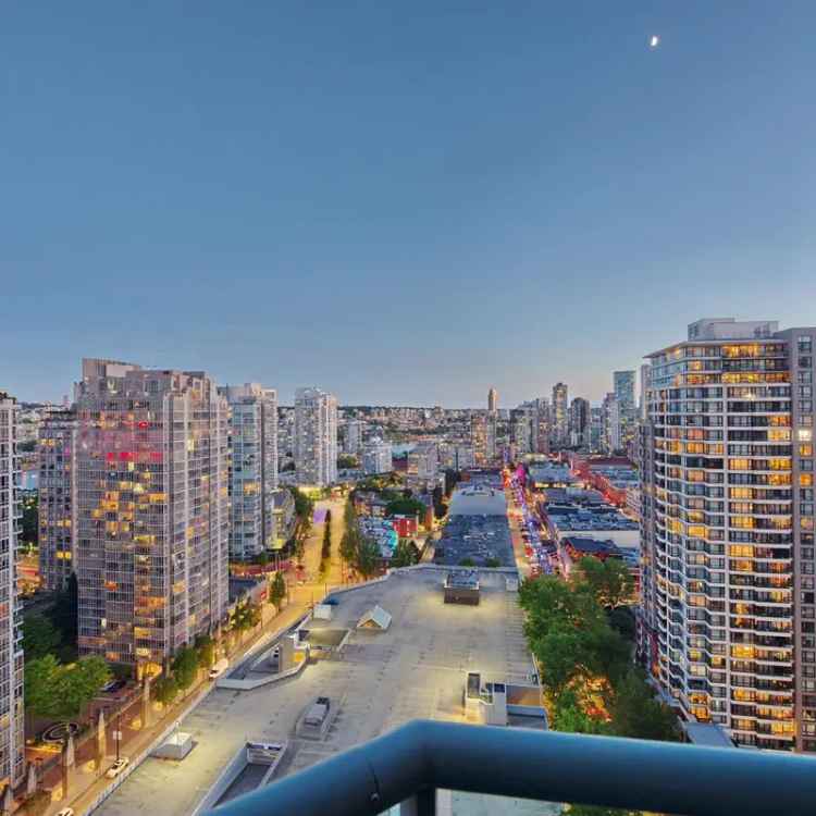 Luxury Downtown Vancouver Apartment for Sale