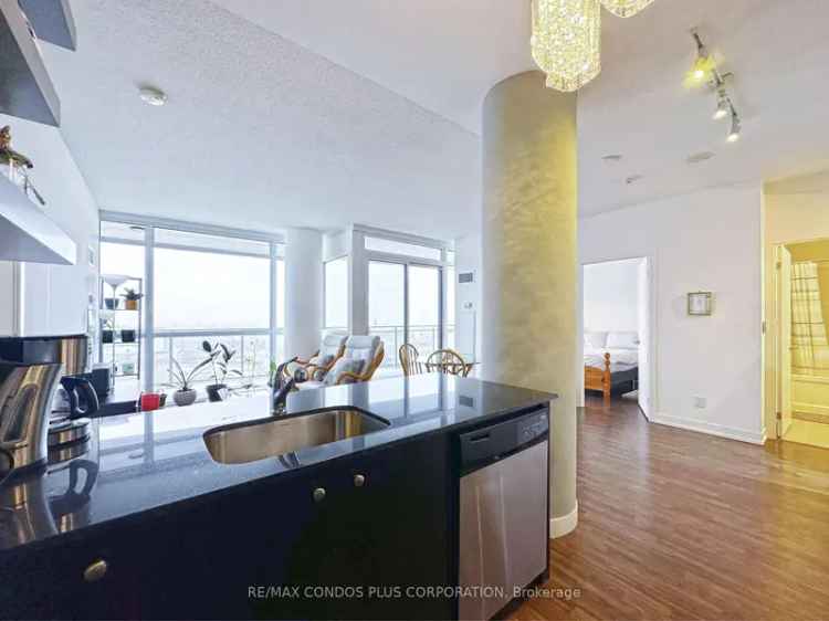 Lake Ontario View Condo 2 Beds 2 Baths Parking Locker