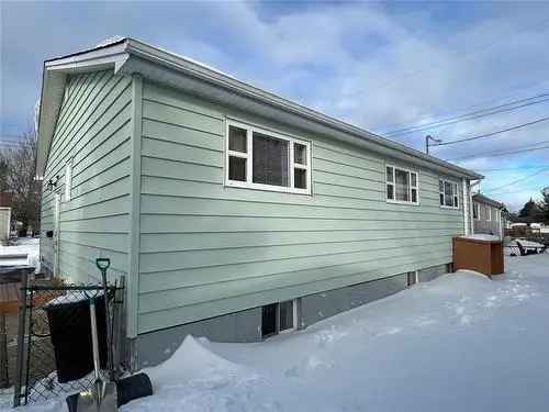 Cozy Bungalow with Developed Basement - Great Investment Opportunity