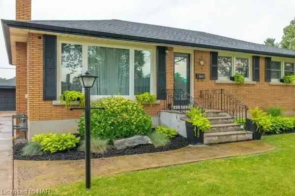 House For Sale in Niagara Falls, Ontario