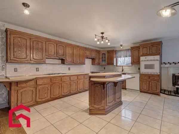 3-Bedroom Family Home with Finished Basement and Fireplaces