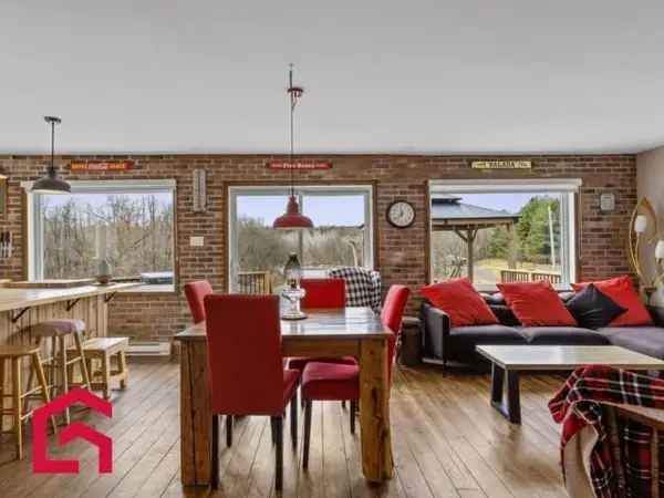 Bungalow for Sale in St Felix de Valois
