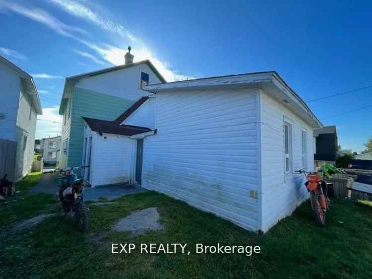 House For Sale in Kirkland Lake, Ontario