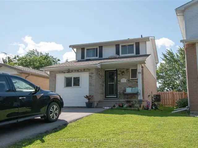 Spacious Family Home 59 Romy Cres - 6 Bedrooms, Large Backyard