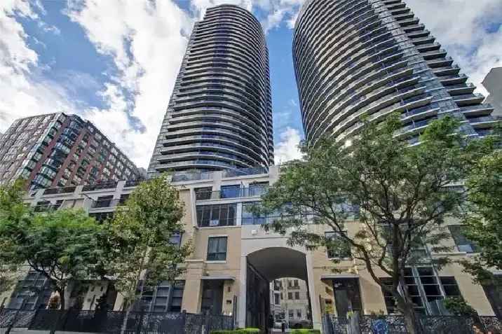 2 Bed 2 Bath Condo for Rent in Downtown Toronto