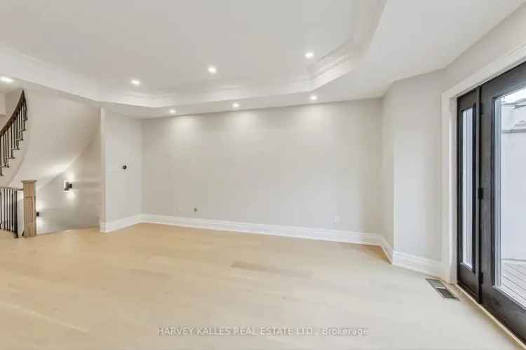 Luxury 3-Storey Townhome in Castle Hill - Fully Renovated