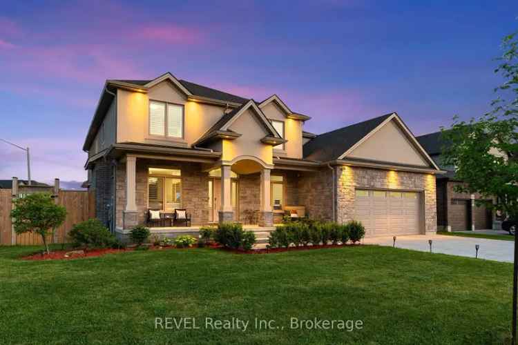 Elegant 4 5 Bedroom Executive Home in Fernwood Estates