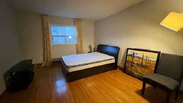 Large furnished bedroom for rent all inclusive