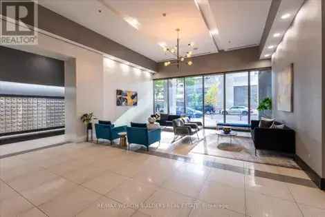 Downtown Toronto 1+Den Condo 575 sq ft Infinity III