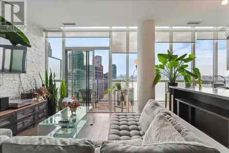 2 rooms apartment of 154 m² in Toronto