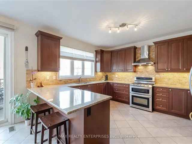 Bronte Creek Family Home Luxury Living