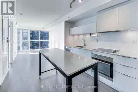 Luxury 1-Bedroom Condo 83m² Toronto Near Kipling GO