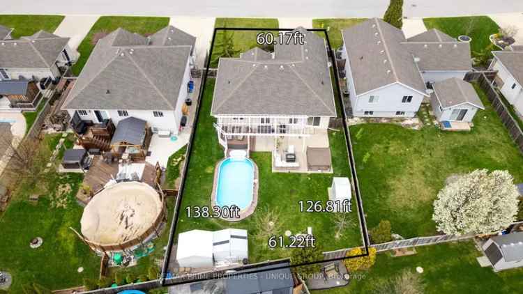 Corunna Brick Bungalow  2 1 Baths Double Garage Finished Basement Pool Hot Tub