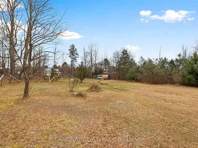 Adorable Bungalow In The Woods Sleeps 6 Near Bon Echo Park