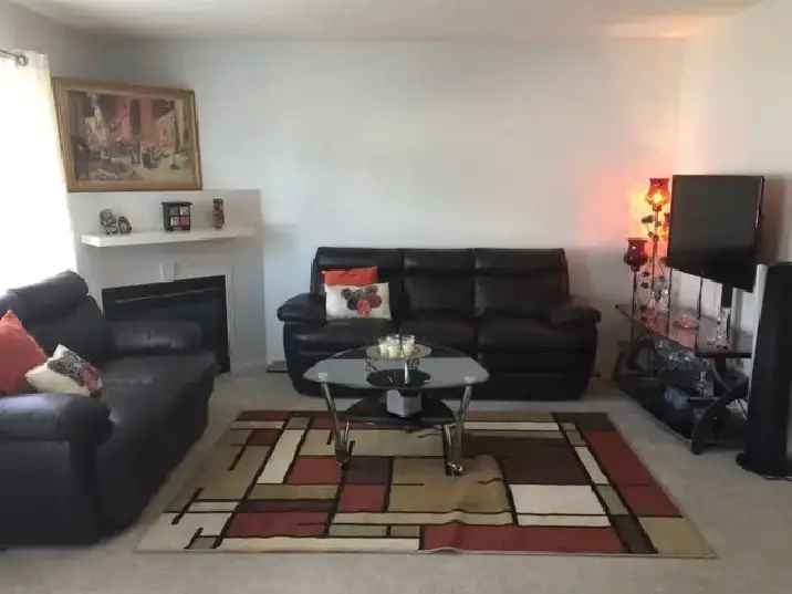 3BR Duplex near LRT, Playground & Schools