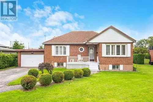 Sale of Bungalow in Mississauga Valleys with Premium Lot and Garage