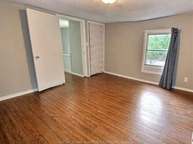 House For Sale in Oshawa, Ontario