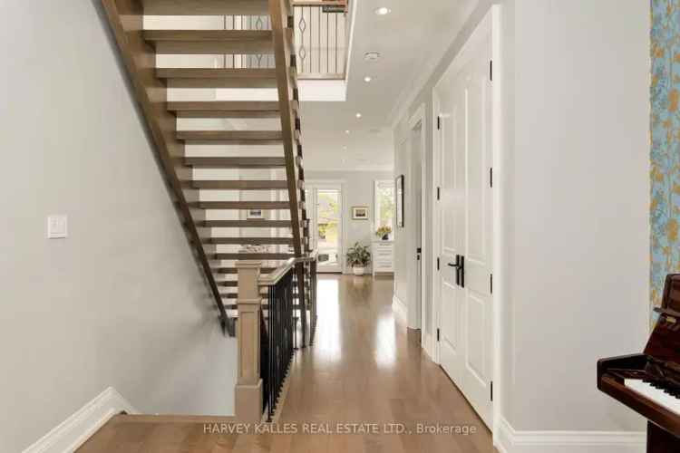 House For Sale , 4673, Dundas Street West, Toronto, Ontario