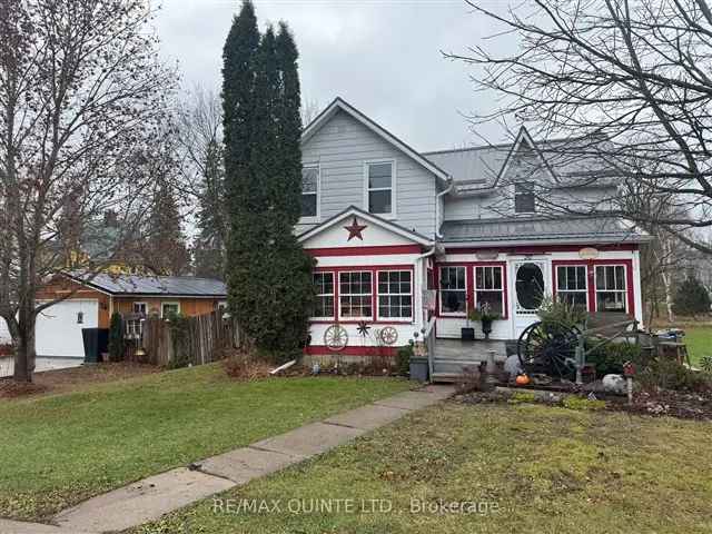 4 Bed 2 Bath Home in Madoc Village - Updated