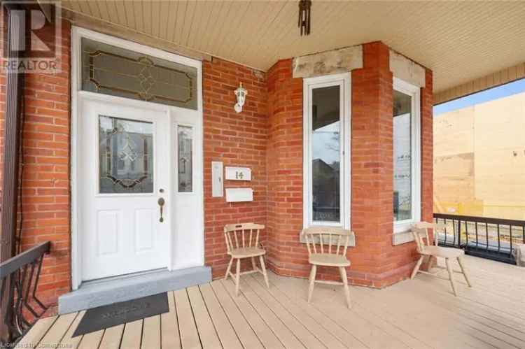3-Unit Investment Property in Toronto with 9 Bedrooms and 6 Parking Spots