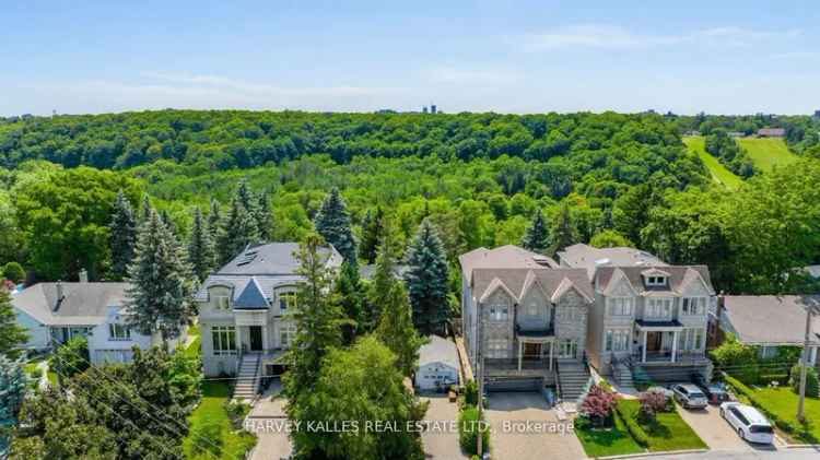 House For Sale in Toronto, Ontario