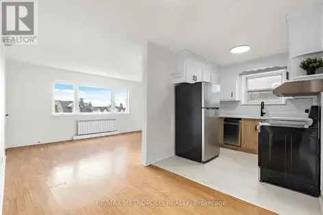 2 rooms apartment of 405 m² in Toronto