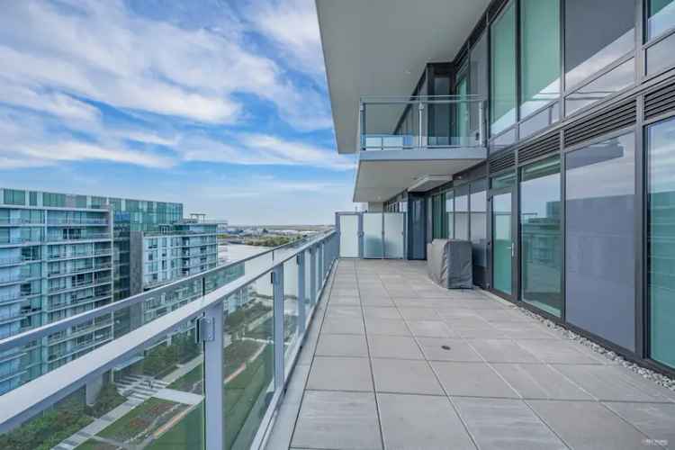 Luxury Penthouse Condo for Sale in Richmond