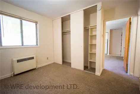 1 room studio of 33 m² in Winnipeg