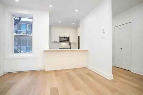 1 Bedroom Apartment in Westmount Near CUSM