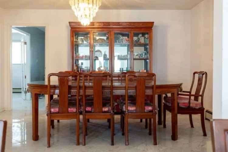6 Bedroom House near Metrotown Huge Redevelopment Potential