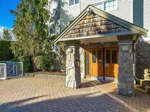 2-Bed 2-Bath Corner Unit in Somerset Guildford BC