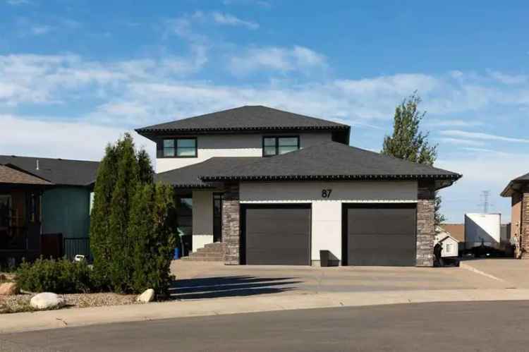 House For Rent in Lethbridge, Alberta