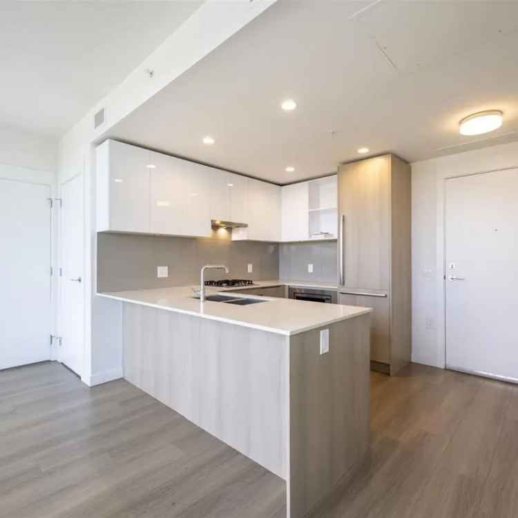 Junior 2 Bed 1 Bath Condo for Sale in Downtown New Westminster