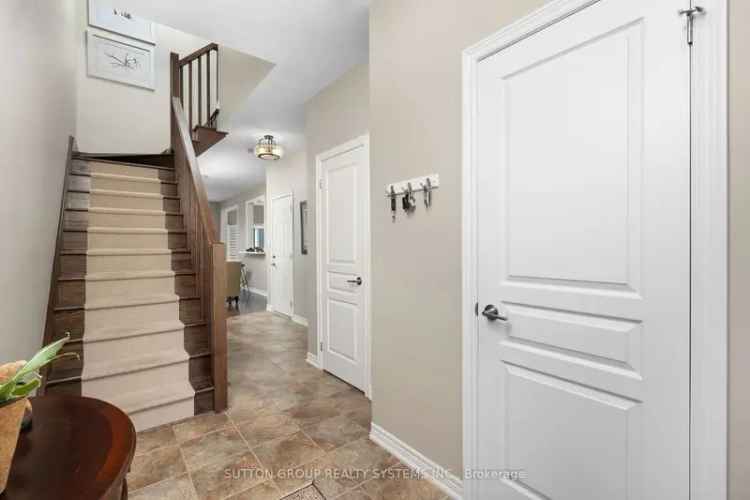 Condo For Sale in Burlington, Ontario