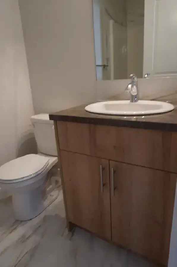 Rent Modern Basement Suite 2 Bedroom Near Kingsway