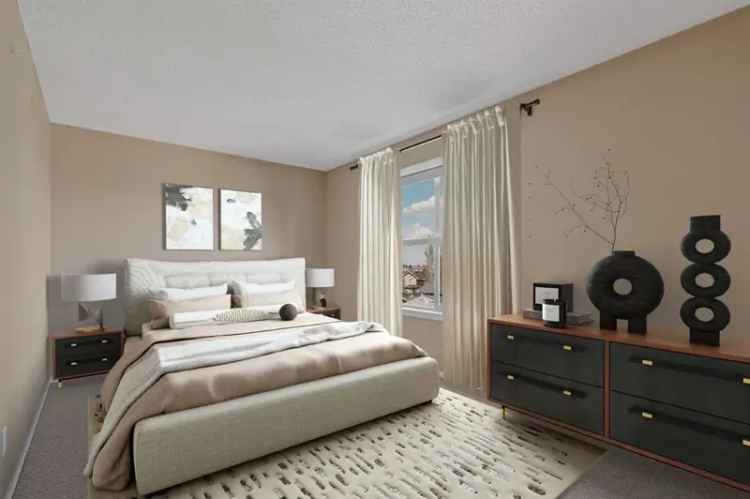 3 Bedroom Townhome 2130 sq ft Finished Walkout Basement Attached Garage