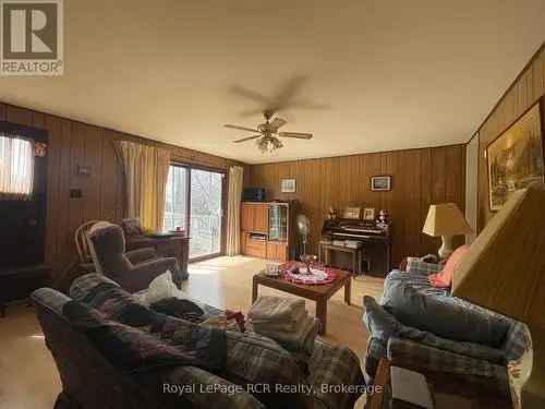 House For Sale Collingwood ON Large Lot Renovation Potential