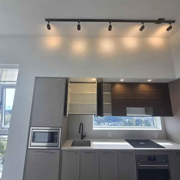 Bright 2 Bed 2 Bath Condo King George Hub Storage Parking