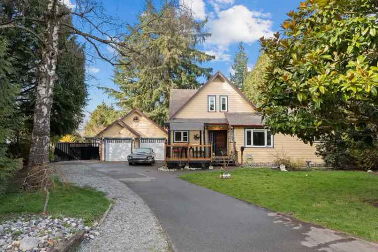 Ladner Family Home 2-Storey House for Sale