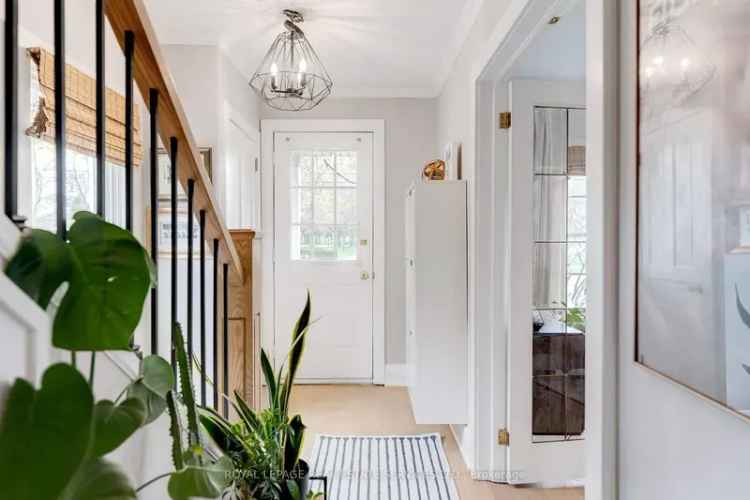 Charming Renovated 3 Bed 2 Bath Home in South Burlington