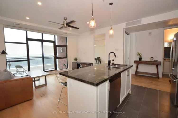 Luxury Downtown Condo - 2 Beds 2 Baths Balcony Downtown Views