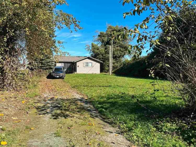 Campbell Valley House for Sale 2 Bedroom Rancher