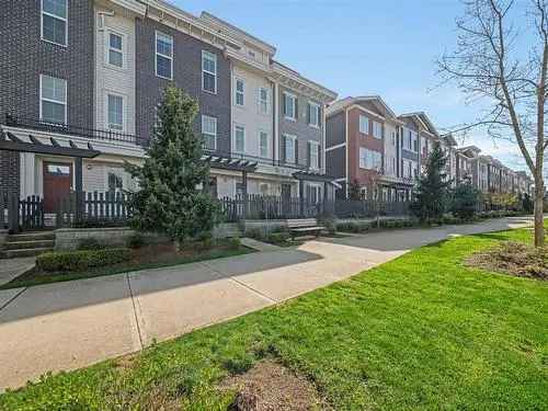 Langley Townhouse for Sale 3 Beds 3 Baths Rooftop Deck