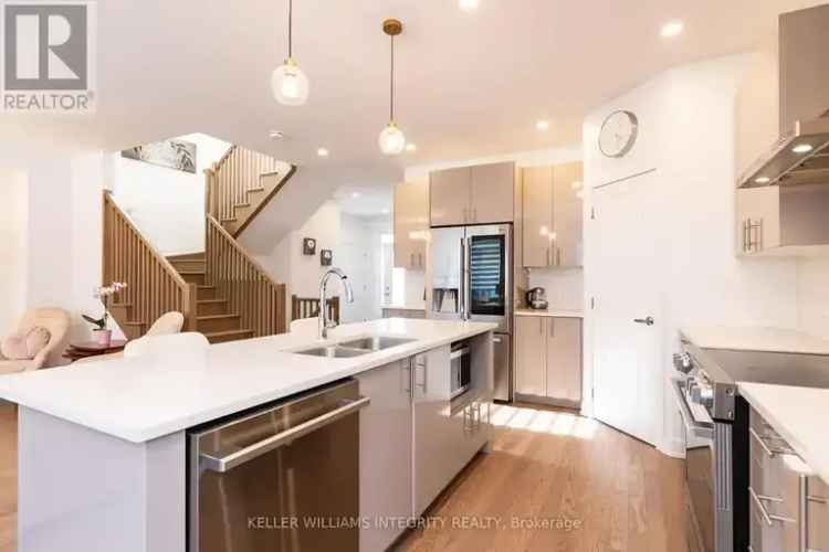 5 Bedroom House in Ottawa West-wood Modern Finishes Open Concept