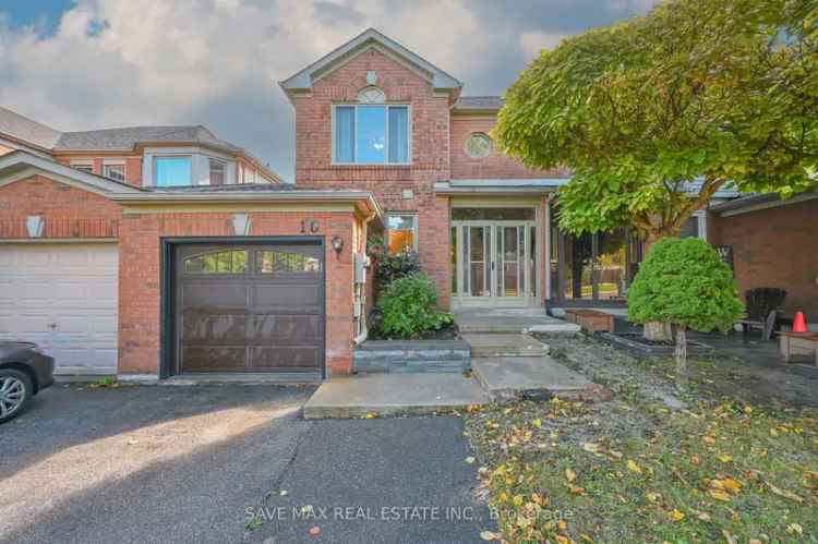 House For Sale in Brampton, Ontario