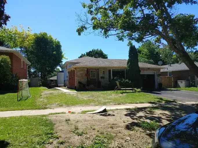29 Roslyn Rd Barrie Duplex 3 1 Bedroom Units
